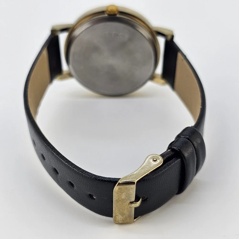 Women's Hearts Analog Watch 38MM White Dial Black Faux Leather Bands NEW Battery